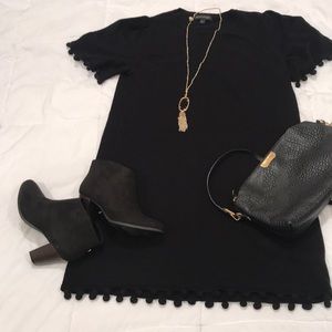 Cute black BANANA REPUBLIC SWEATER DRESS